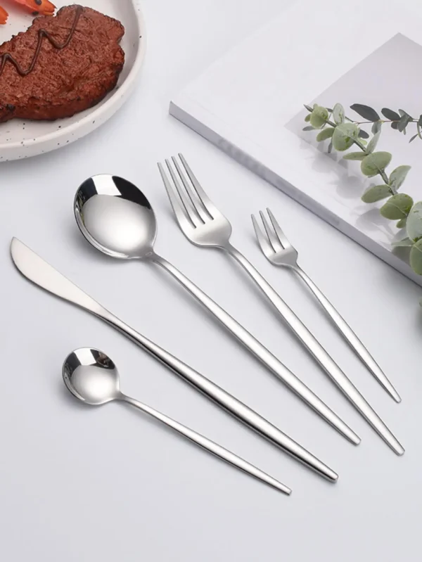 30pc Stainless steel cutlery set 3