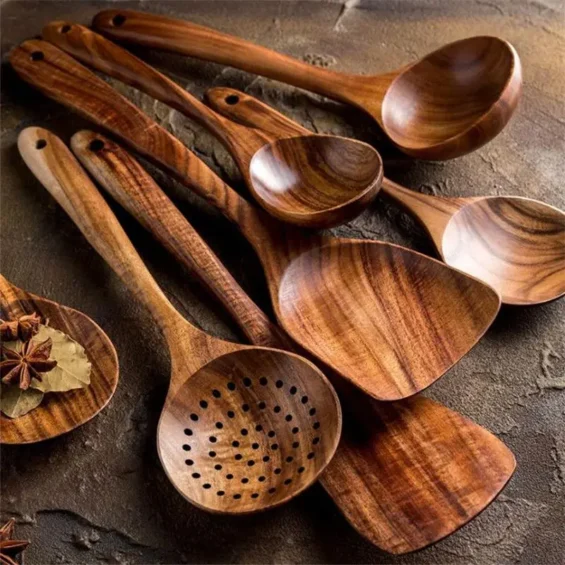 7Pcs Natural Wooden Kitchen Utensils 1